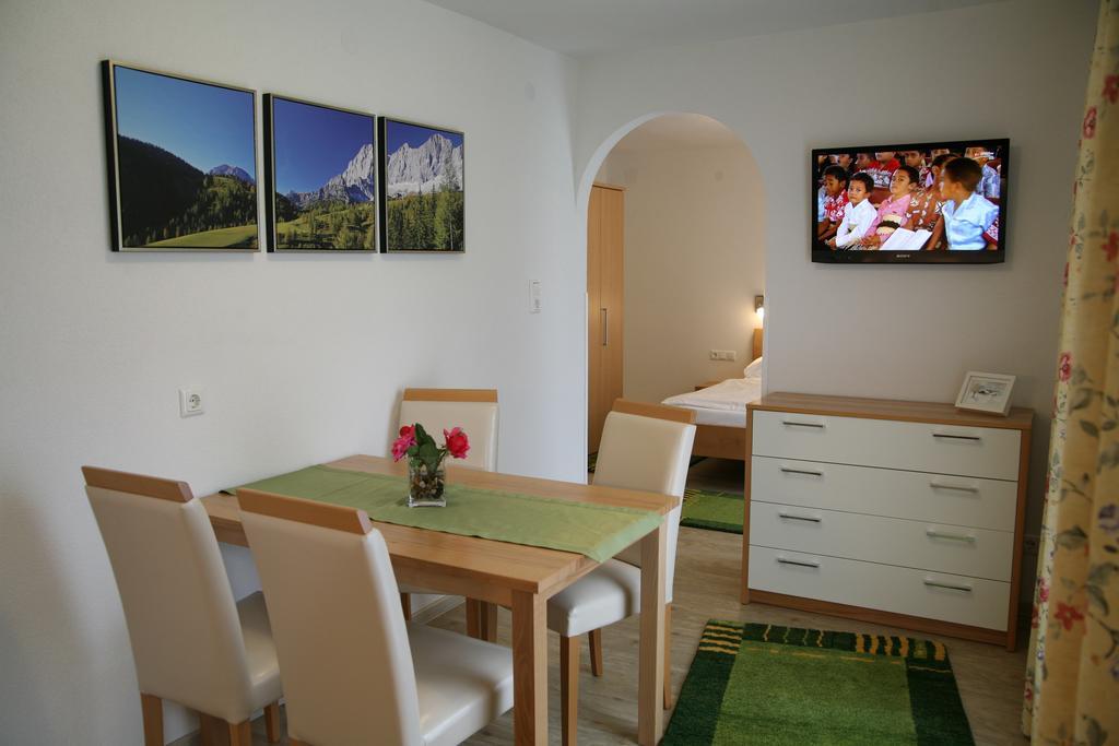 רמסאו אם דכשטיין Apartmenthaus Dornroeschen חדר תמונה